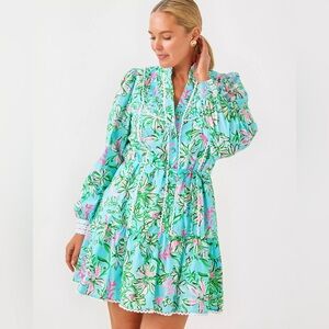 Lilly Pulitzer Arletta Dress in Sun Of A Bun.   L2